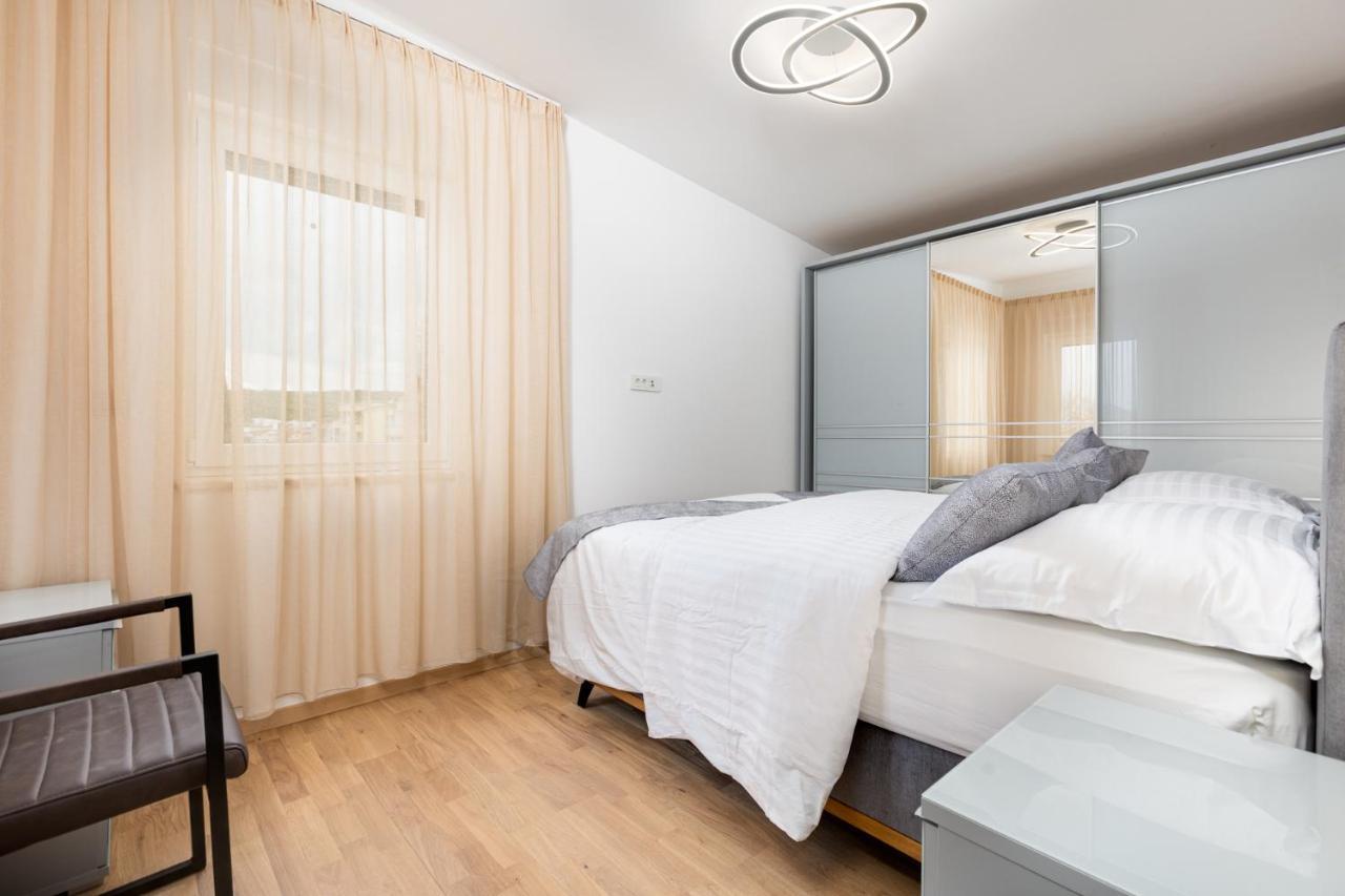 Apartment Muzini Malinska Εξωτερικό φωτογραφία