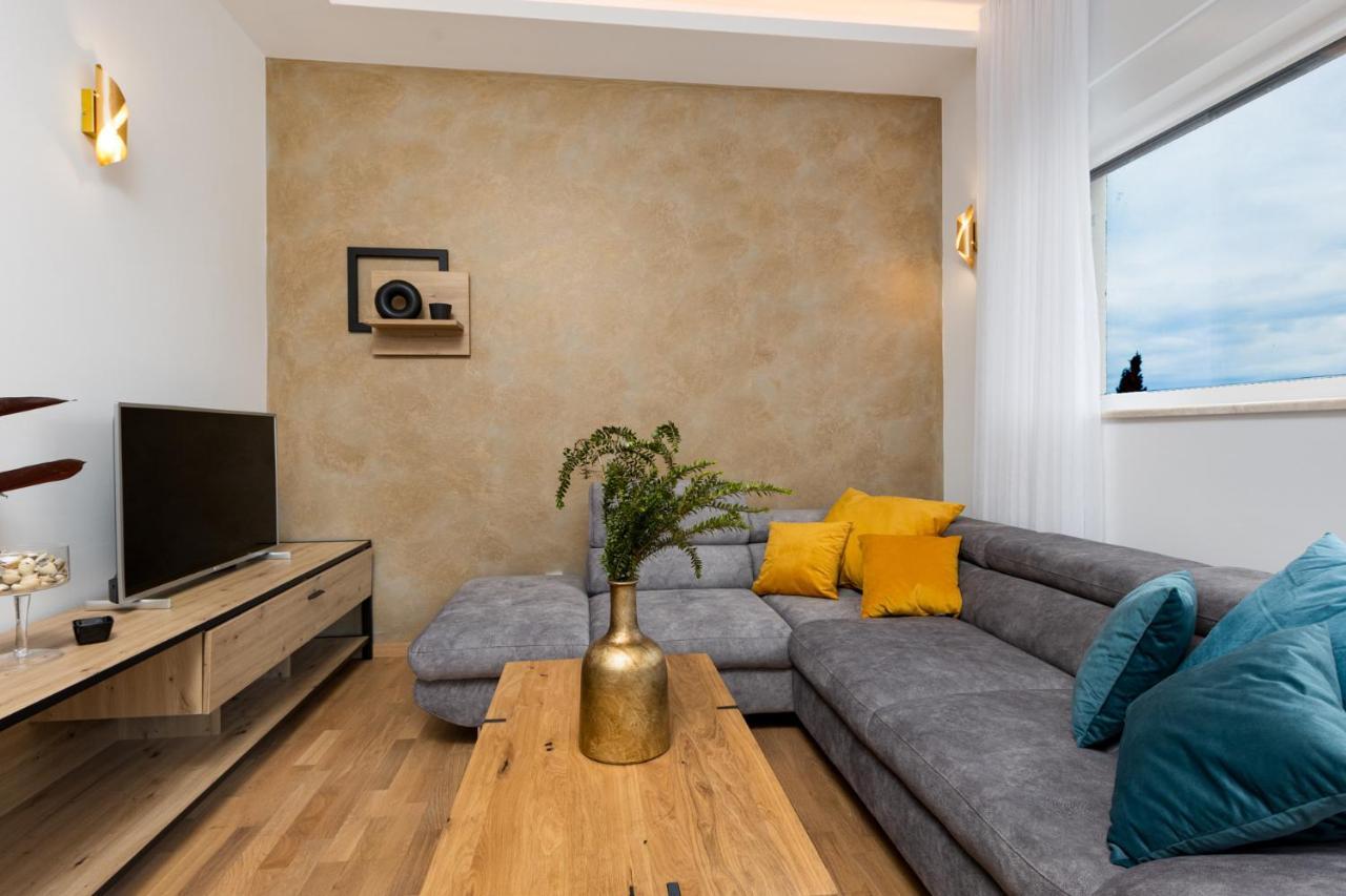 Apartment Muzini Malinska Εξωτερικό φωτογραφία